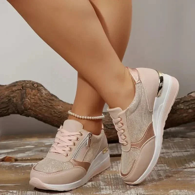 Livia | Metallic Wide-Toe Lace-Up Sneakers