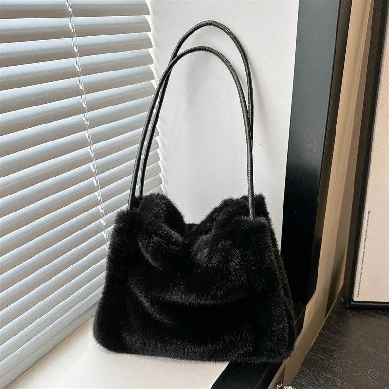 Serafine | Elegantly Styled Crossbody Bag