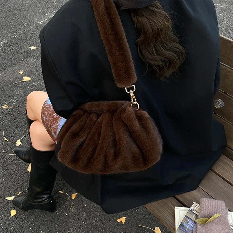 Elowen | Perfectly Fitted Gathered Shoulder Bag