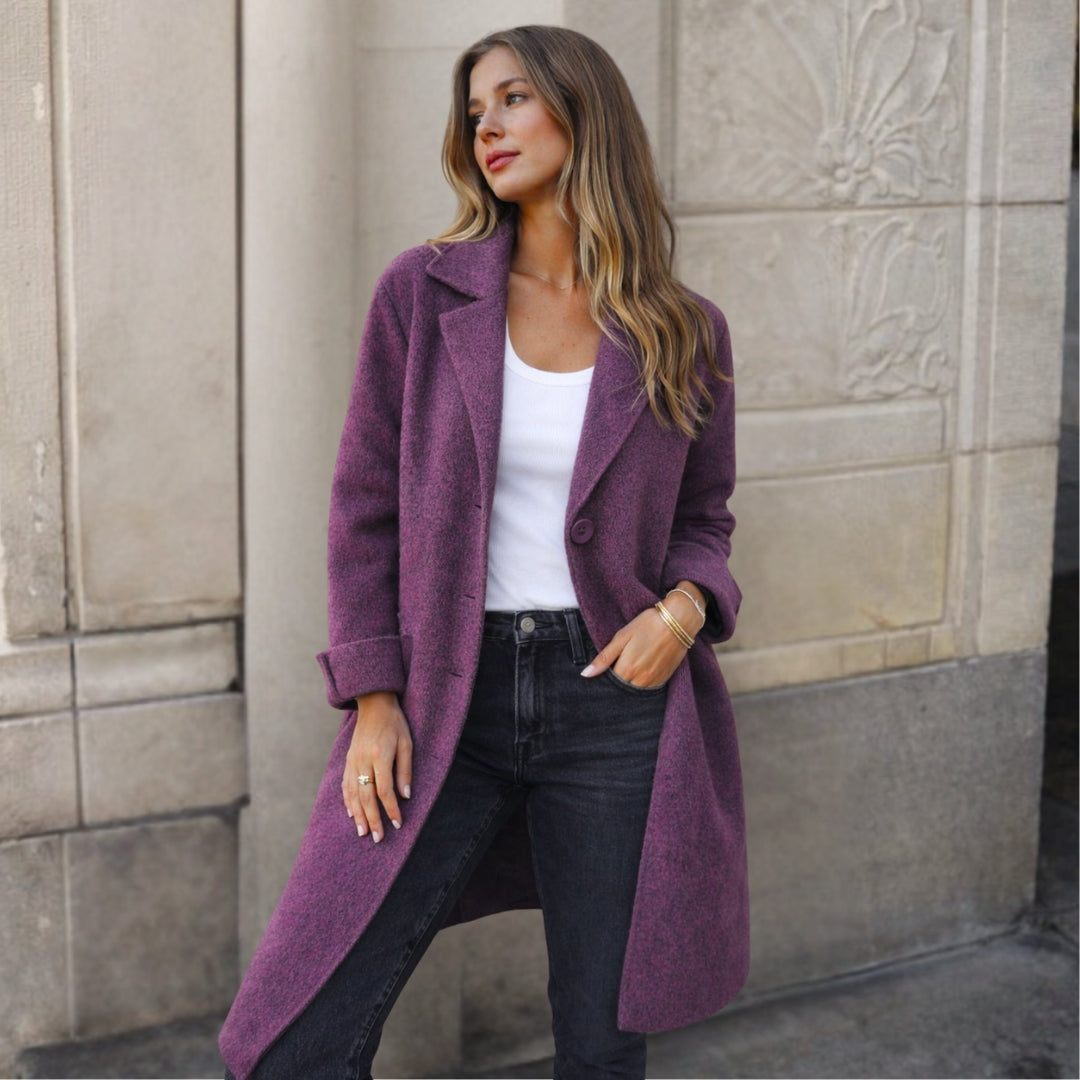 Aila | Elegant Buttoned Jacket