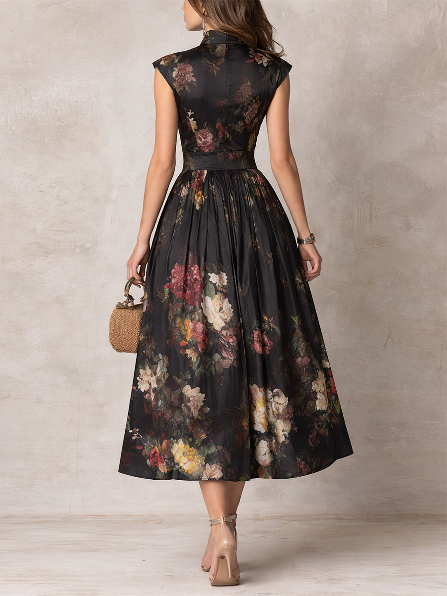 Leontine | Keyhole Pleated Midi Dress