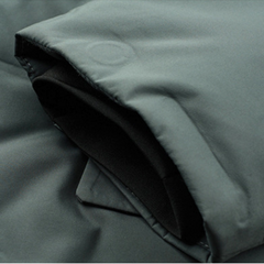 Arden | Urban Multi-Pocket Windbreaker