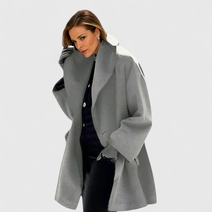 Isolde | Relaxed Minimalist Coat