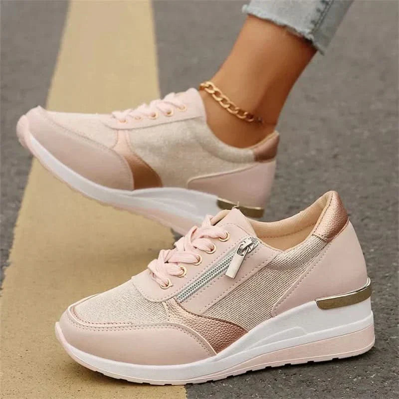 Livia | Metallic Wide-Toe Lace-Up Sneakers