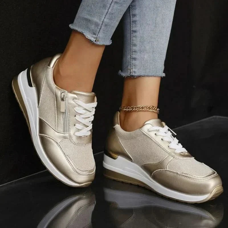 Livia | Metallic Wide-Toe Lace-Up Sneakers