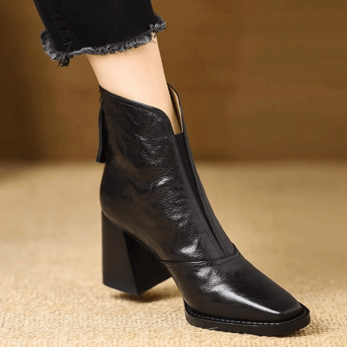 Noemi | Sculpted-Heel Ankle Boots